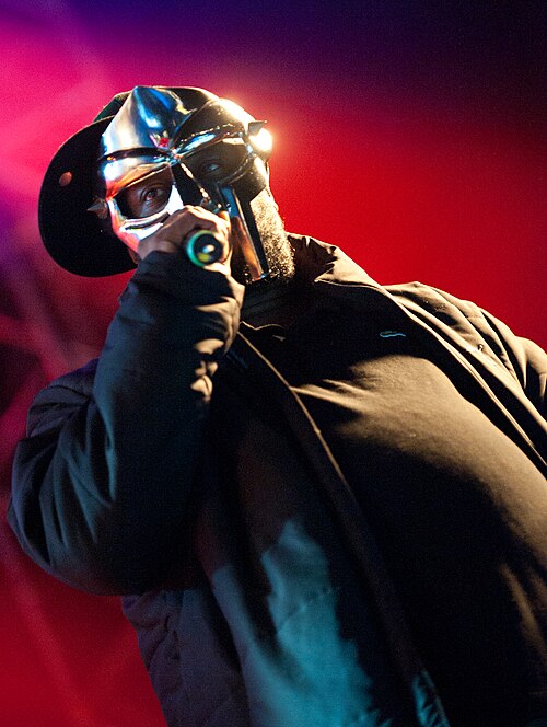 MF DOOM artist photo